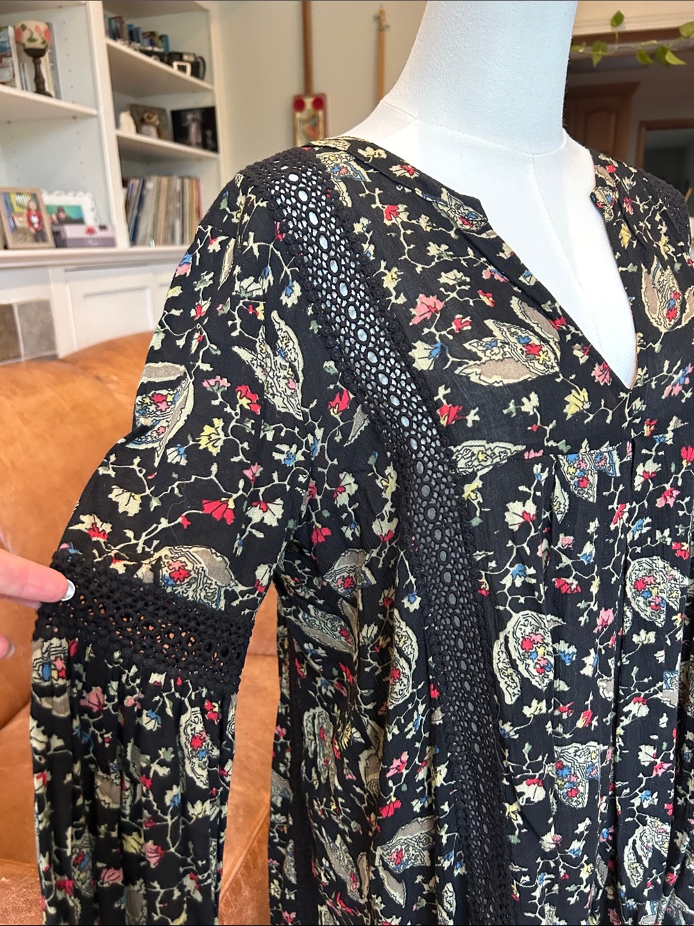 Umgee Black Paisley Floral Boho Tunic - Picture 3 of 9